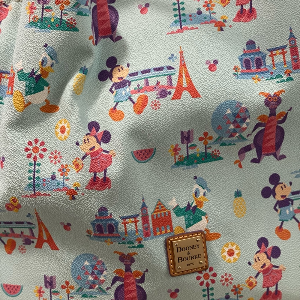 Rooney and Burke - Disney Flower and garden 2017